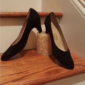 Ferragamo Black Suede Pumps